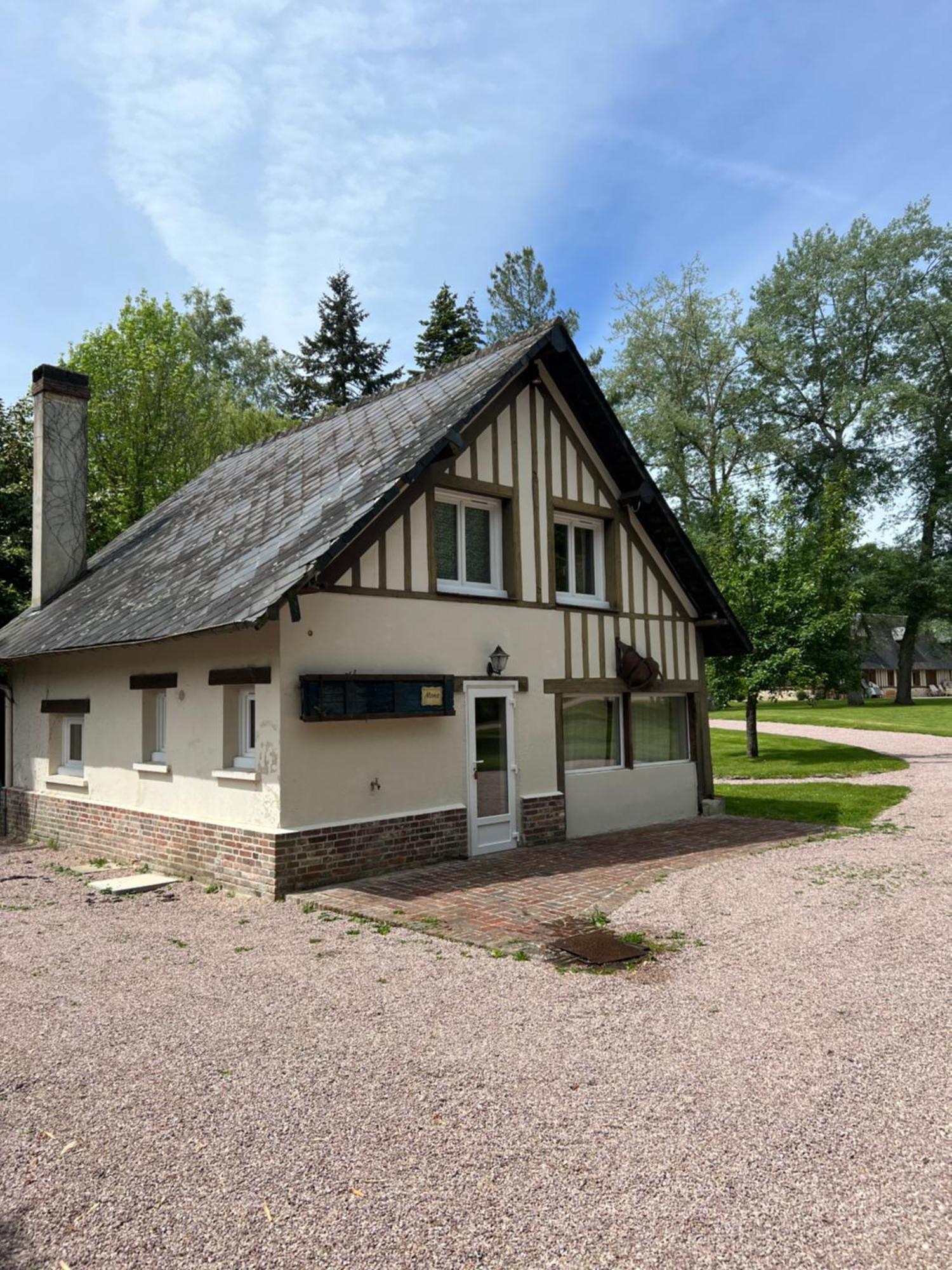 Le Clos De Lily Coudray-Rabut Екстериор снимка
